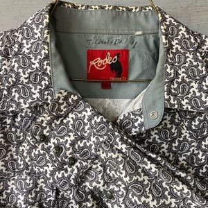 Men’s XXL rodeo clothing company, paisley, pearl snap shirt.